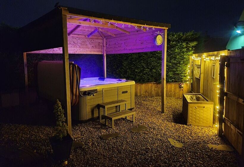 Номер Deluxe, Thorpe Thewles Suites