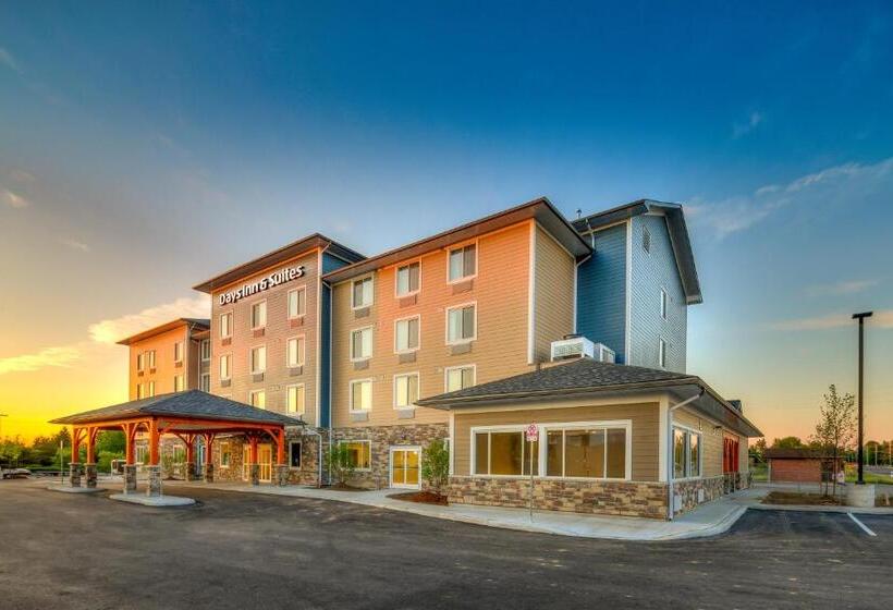 标准间, Days Inn & Suites By Wyndham Lindsay