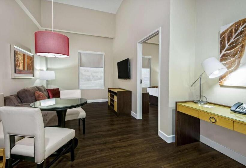 Люкс Кровать Кинг, Hawthorn Extended Stay By Wyndham Mcallen