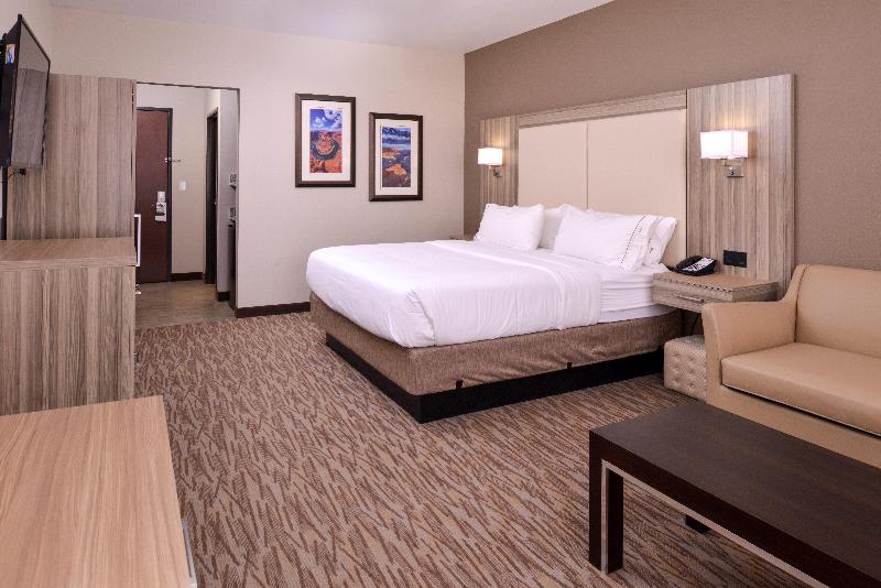 장애인을 위한 스위트, Holiday Inn Express & Suites Williams, An Ihg