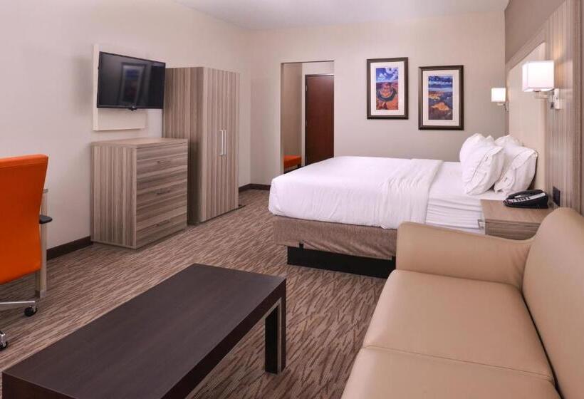 스위트 킹사이즈 침대, Holiday Inn Express & Suites Williams, An Ihg