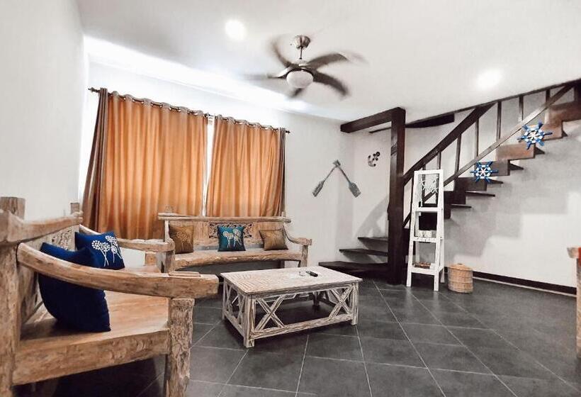 Вилла 1 Спальня Вид на Сад, Samba Villas Beachfront View