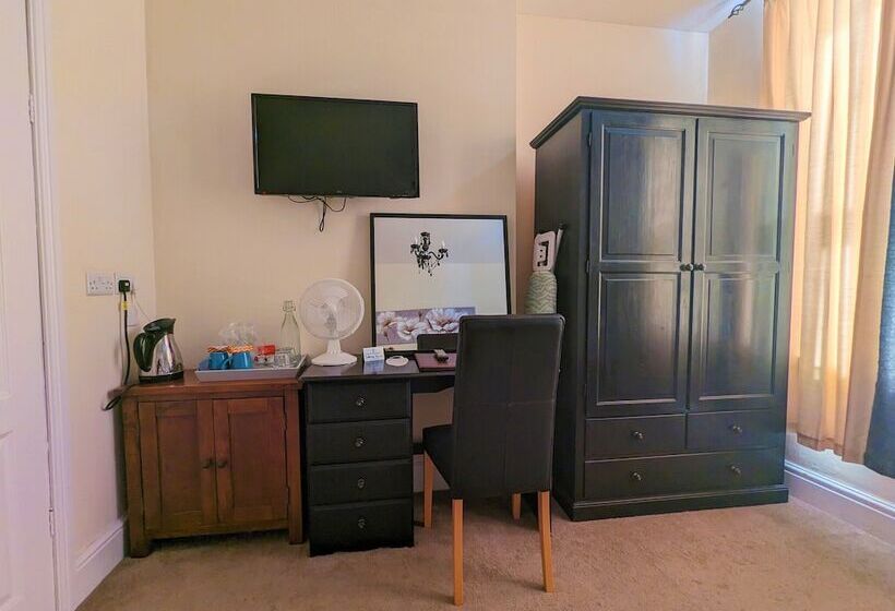 Номер Deluxe, The Senarth