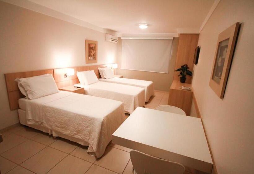 Номер Deluxe, Gales Park