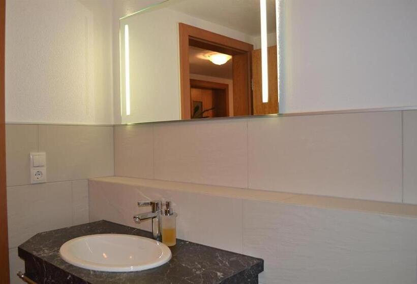 غرفة قياسية, Pension Bergsee