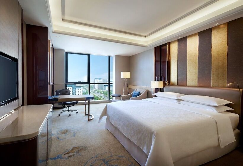 Номер Executive, Sheraton Grand Zhengzhou