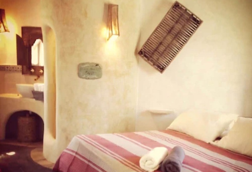 بانگلوی لوکس, Butterfly House Bahia