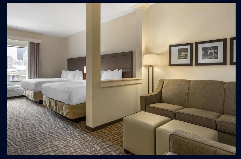Номер Стандарт Кровать Кинг Адаптированный для Инвалидов, Holiday Inn Express Salem, An Ihg