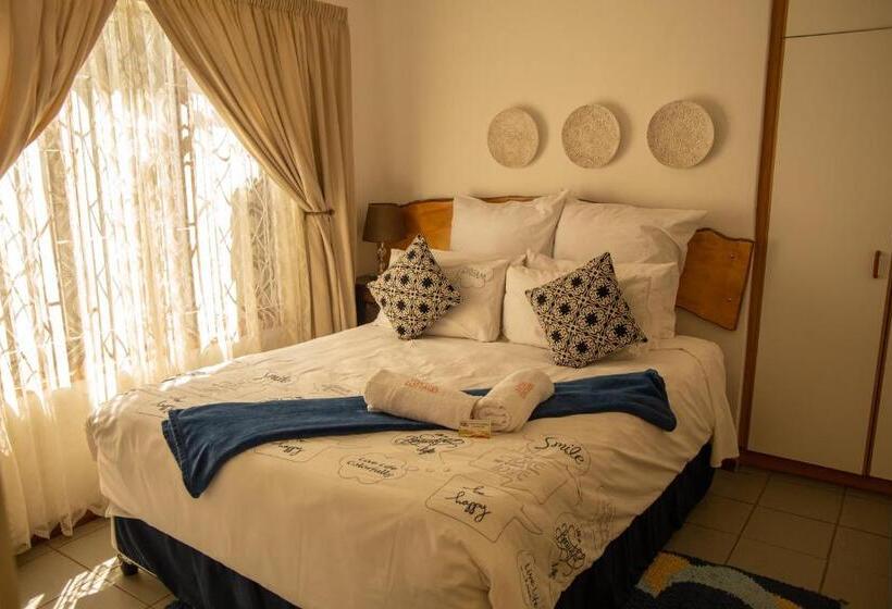اتاق استاندارد با سرویس بهداشتی مشترک, Lincoln Cottages Bnb & Self Catering