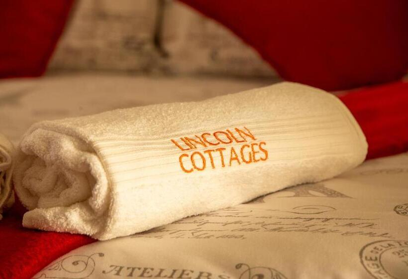 استودیوی استاندارد, Lincoln Cottages Bnb & Self Catering