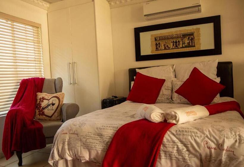 استودیوی استاندارد, Lincoln Cottages Bnb & Self Catering