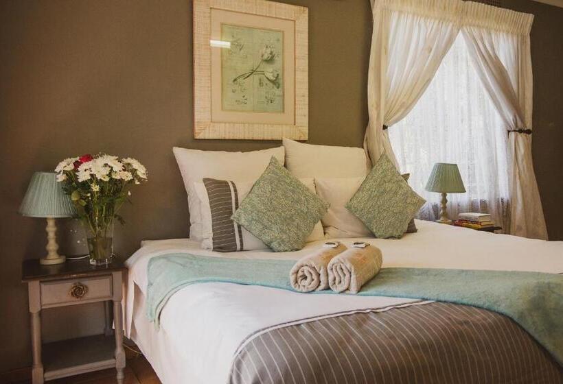 اتاق چهار تخته با دستشویی مشترک, Lincoln Cottages Bnb & Self Catering