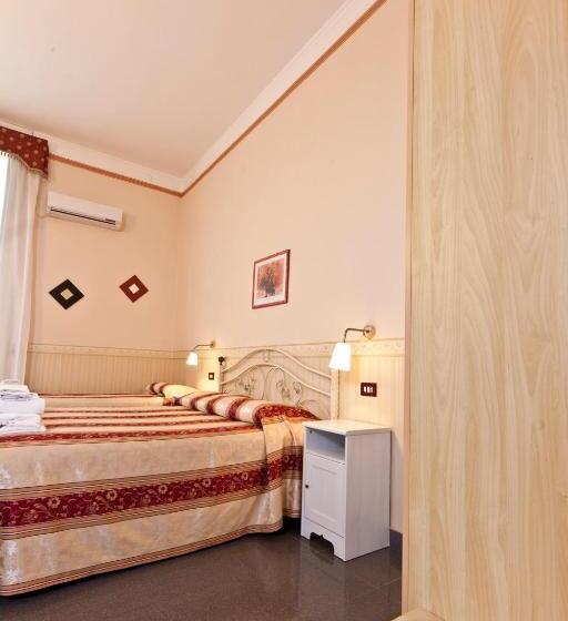 Camera Quadrupla Standard, B&b Medinaples