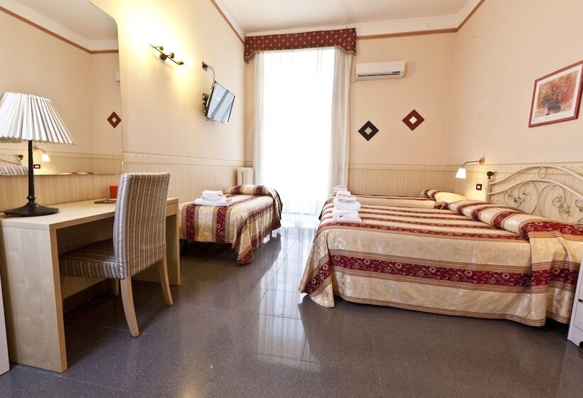 Camera Quadrupla Standard, B&b Medinaples