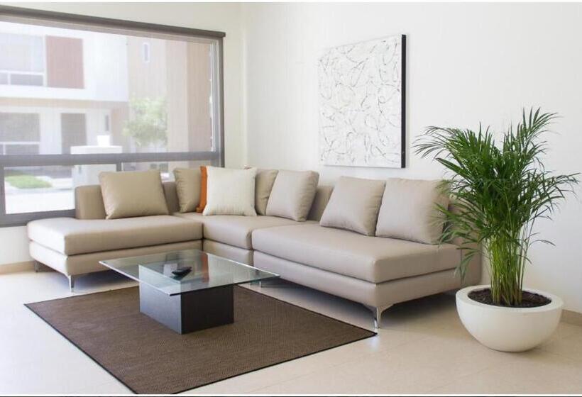 ویلای 3 خوابه, Redwood Villas Zona Industrial San Luis Potosi