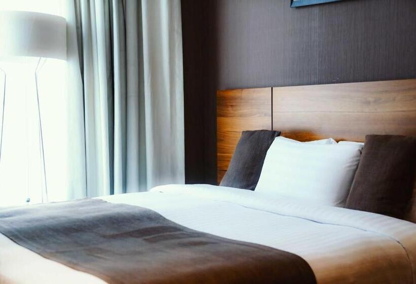 Quarto Deluxe Individual, Nour Al Thuria