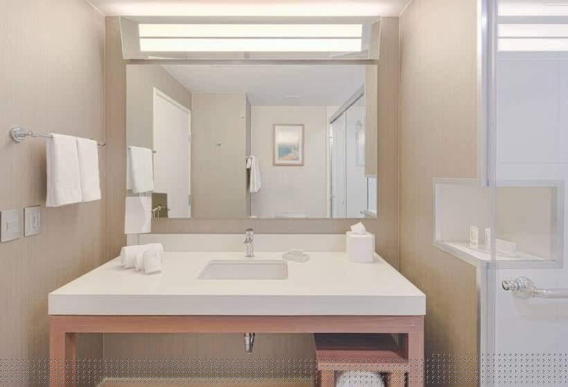 スイート, Courtyard By Marriott Saltillo