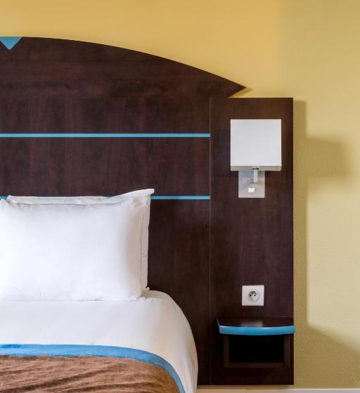 Номер Стандарт, Sure Hotel By Best Western Saint Amand Les Eaux