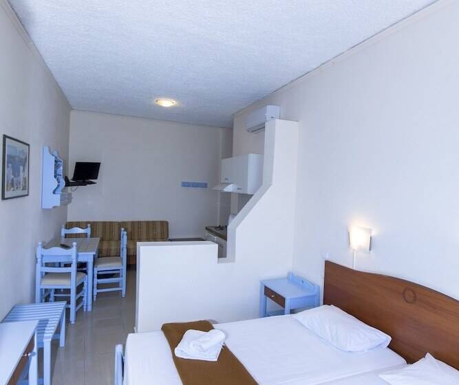 Студия Стандарт Вид на Море, Mandy Suites