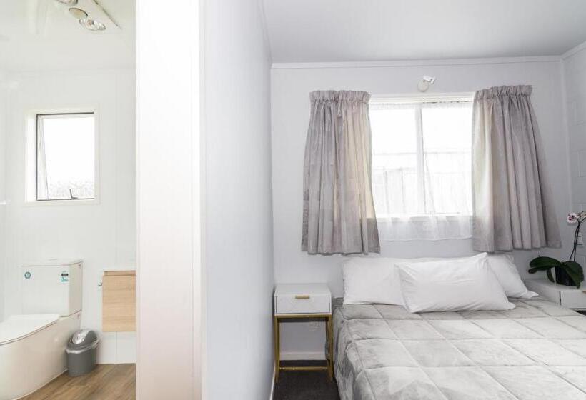 Семейные Апартаменты, Kaitaia Motor Lodge