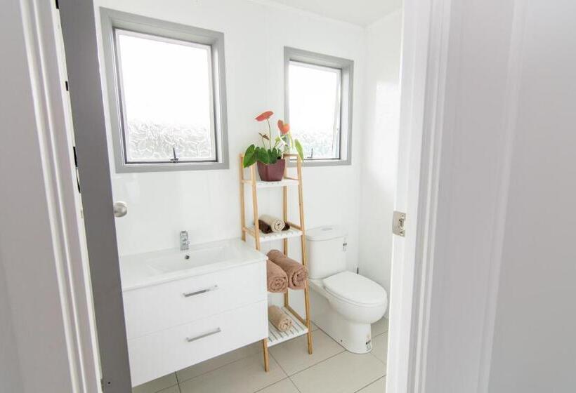 Семейные Апартаменты, Kaitaia Motor Lodge
