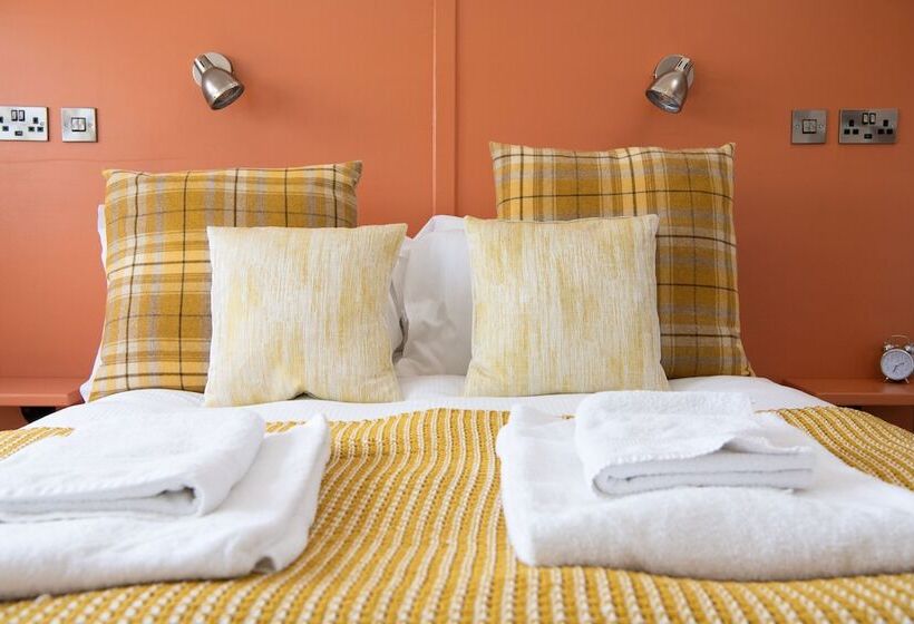 Quarto Estandar, Aldwick Estate