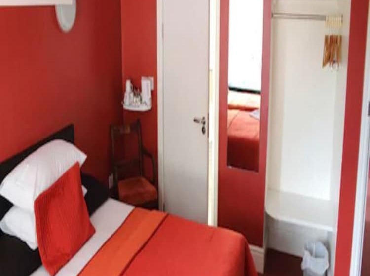 标准单人间, Elgano Guest House