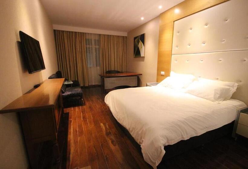디럭스 룸, Menoir Dorsett Madrid Leganes
