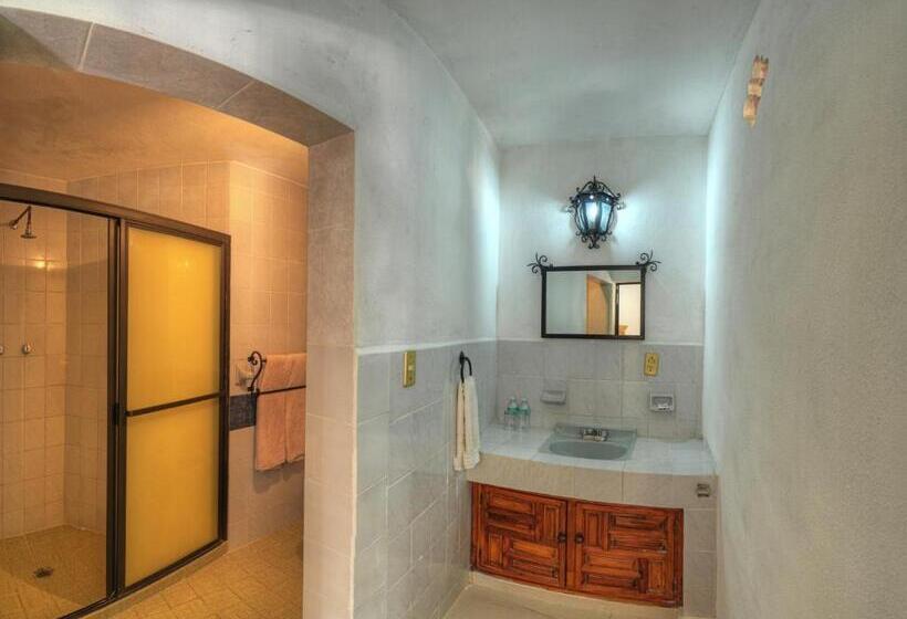 家庭间, Posada San Javier