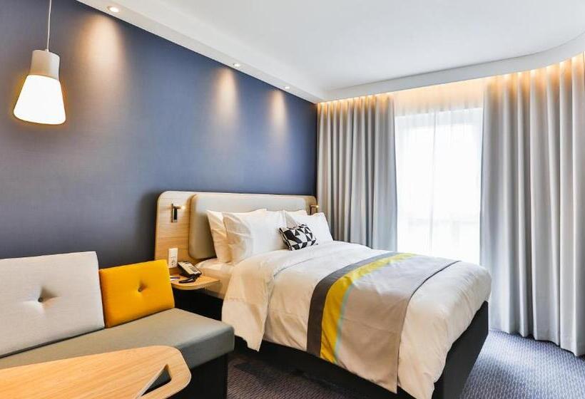 Standardzimmer, Holiday Inn Express Karlsruhe   City Park, An Ihg