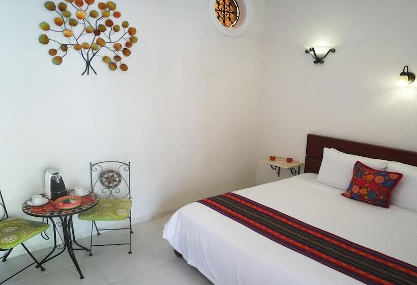סוויטה נוף לבריכה, Merida Santiago Hotel Boutique