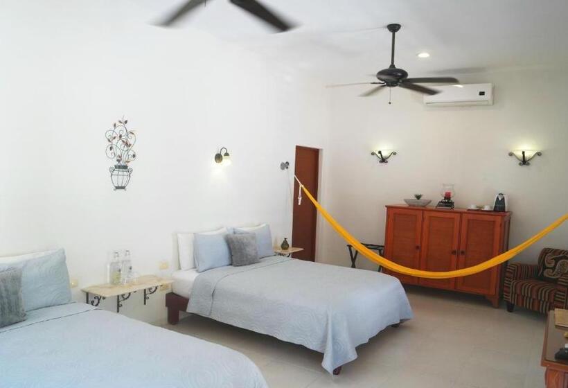 סוויטה נוף לבריכה, Merida Santiago Hotel Boutique