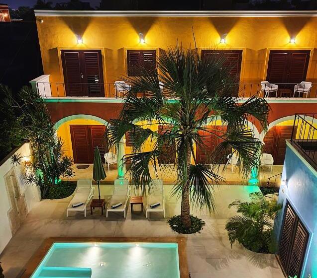 סוויטה נוף לבריכה, Merida Santiago Hotel Boutique