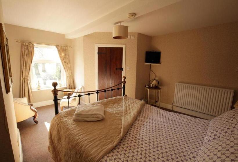 اتاق استاندارد, Fitzwarine House Whittington