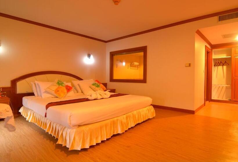 Люкс Вид на Город, Chumphon Gardens