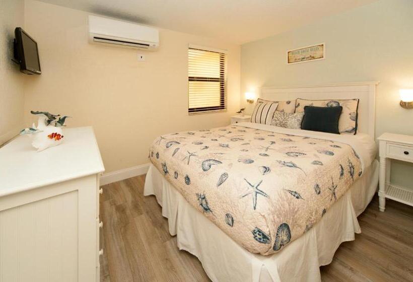 Апартаменты 1 Спальня Вид на Бассейн, Windjammer Resort And Beach Club