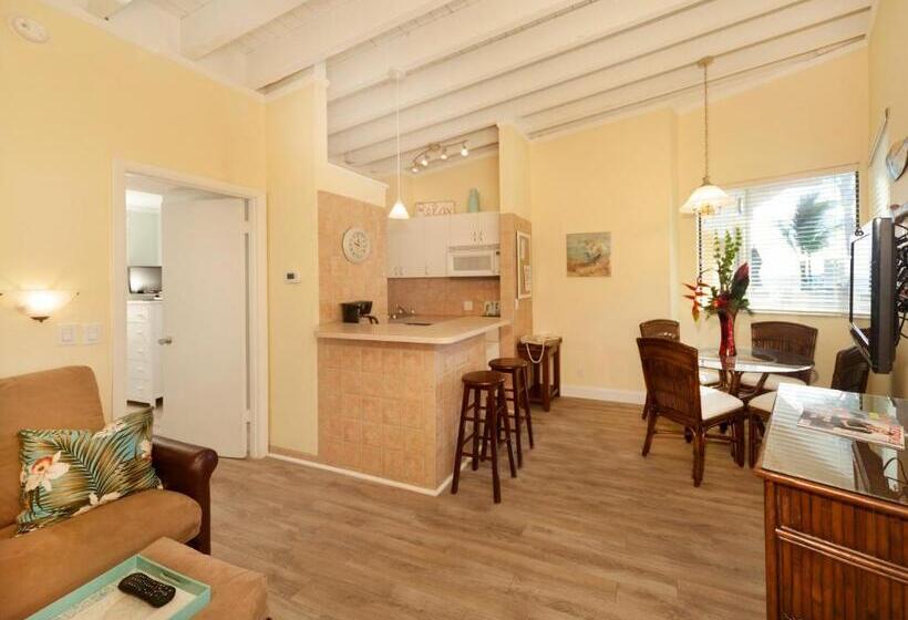 Апартаменты 1 Спальня с Террасой, Windjammer Resort And Beach Club