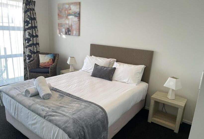 Номер Стандарт Вид на Море, Carters By The Sea Beachside Studio Apartments
