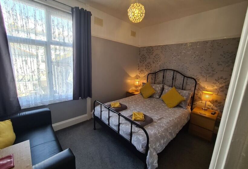 Номер Стандарт, The Roslyn Guest House