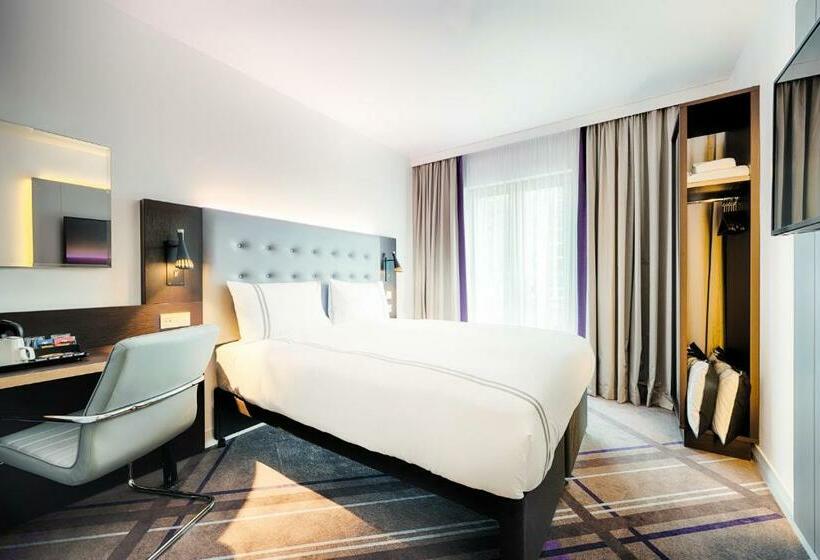 اتاق استاندارد, Premier Inn Wiesbaden City Centre