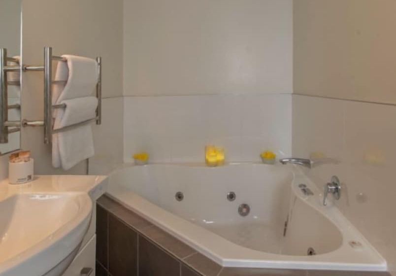 ２ベッドルームアパートメント, Airport Palms Motel