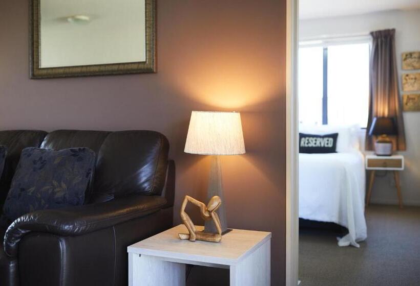 Апартаменты 2 Спальни, Blenheim Palms Motel