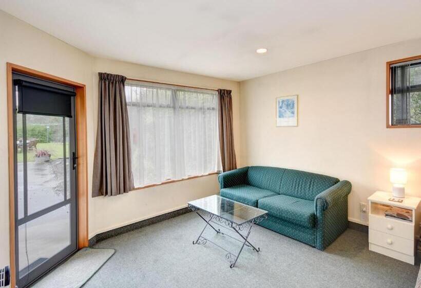 Студия Стандарт, Bonnie Knights Motel Mosgiel