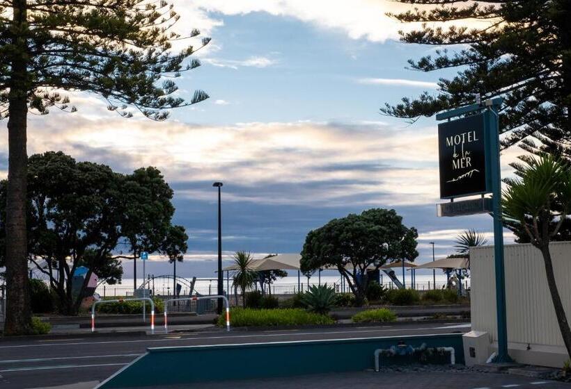 이그제큐티브 스위트, Motel De La Mer