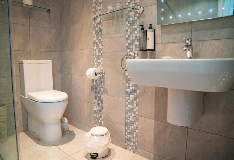 Стандартный Номер Кровать Кинг, The Briers Country House