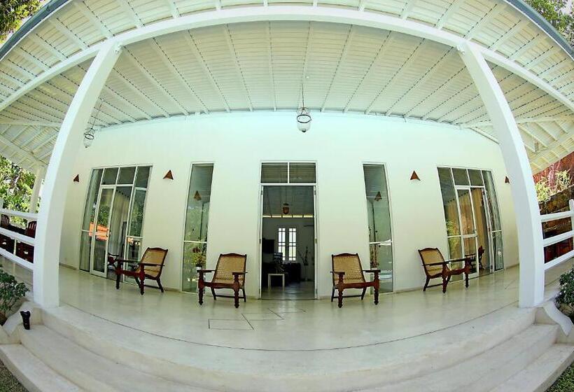 Вилла 2 Спальни, Beach Grove Villas