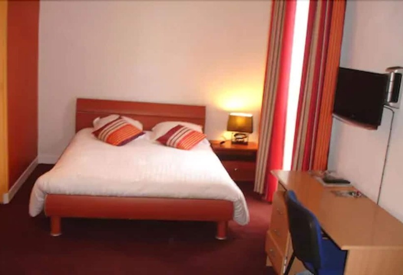 Семейный Номер, Agape Hotel Niort  Bessines