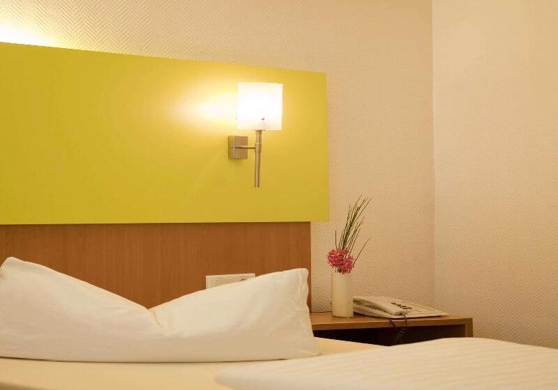 اتاق استاندارد یک نفره, Ambassador Hotel Frankfurt