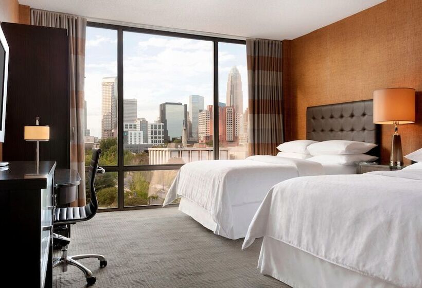 Номер Клуб, Sheraton Charlotte
