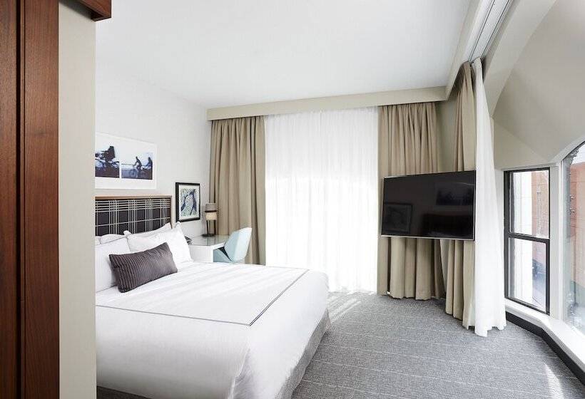 Номер Стандарт, The Godfrey Hotel Boston